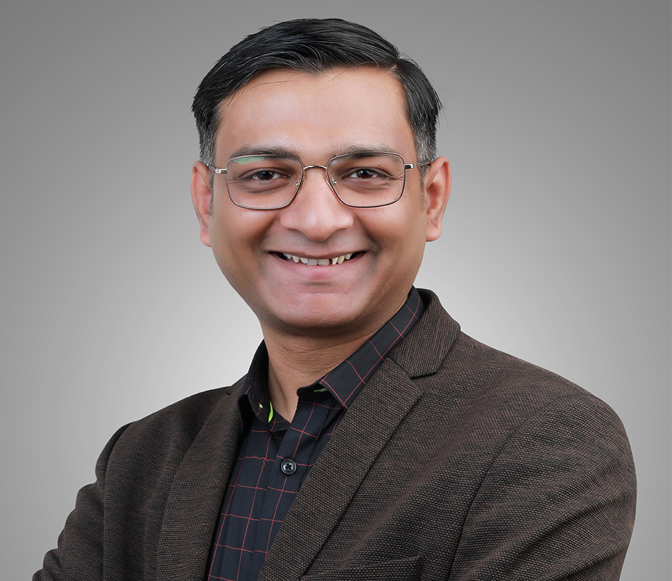 Dr. Vijay Kumar Yadav best Urologists at MITR Urology Associates and Hospital in Navi Mumbai, with centres at Panvel, Kharghar, Ulwe, and Vashi.